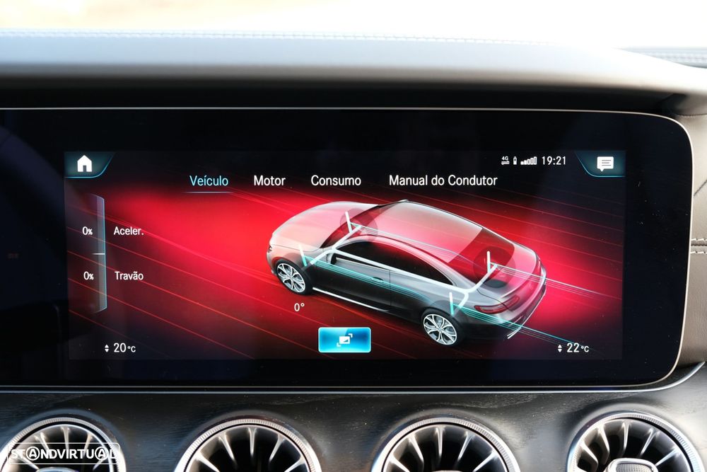 Mercedes-Benz E 220 d AMG Line - 38