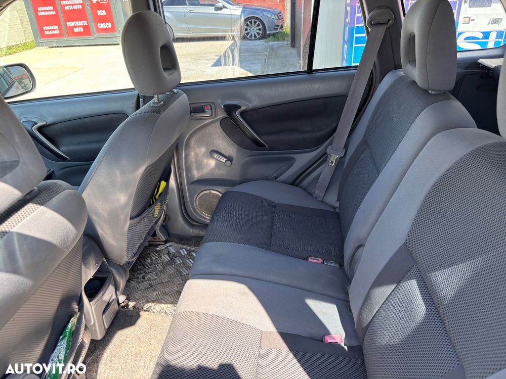 Toyota RAV4 2.0 D-4D Confort - 10