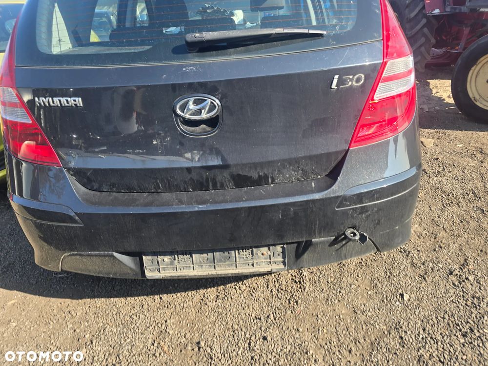 Klapa tył hyundai I 30 lift HB w kolorze 9F - 2