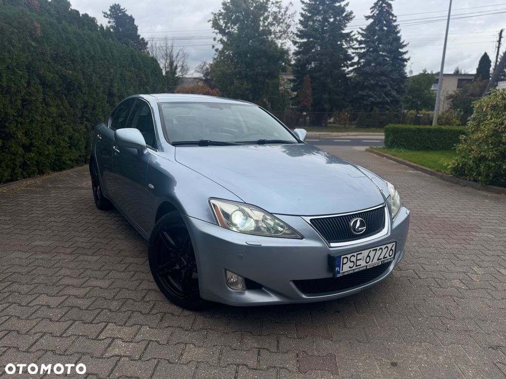 Lexus Is