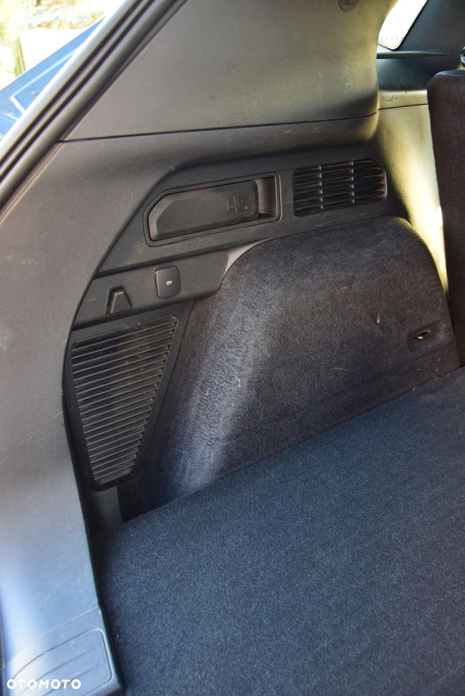 Ford Kuga 2.0 EcoBlue AWD ST-Line X - 26