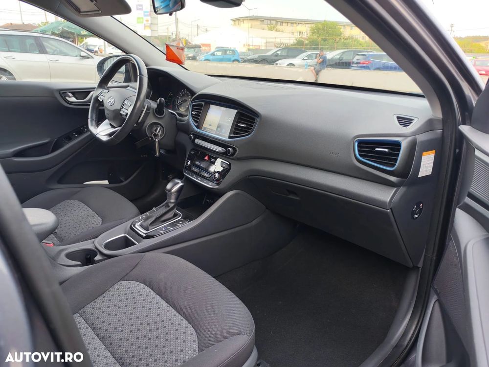 Hyundai IONIQ - 5