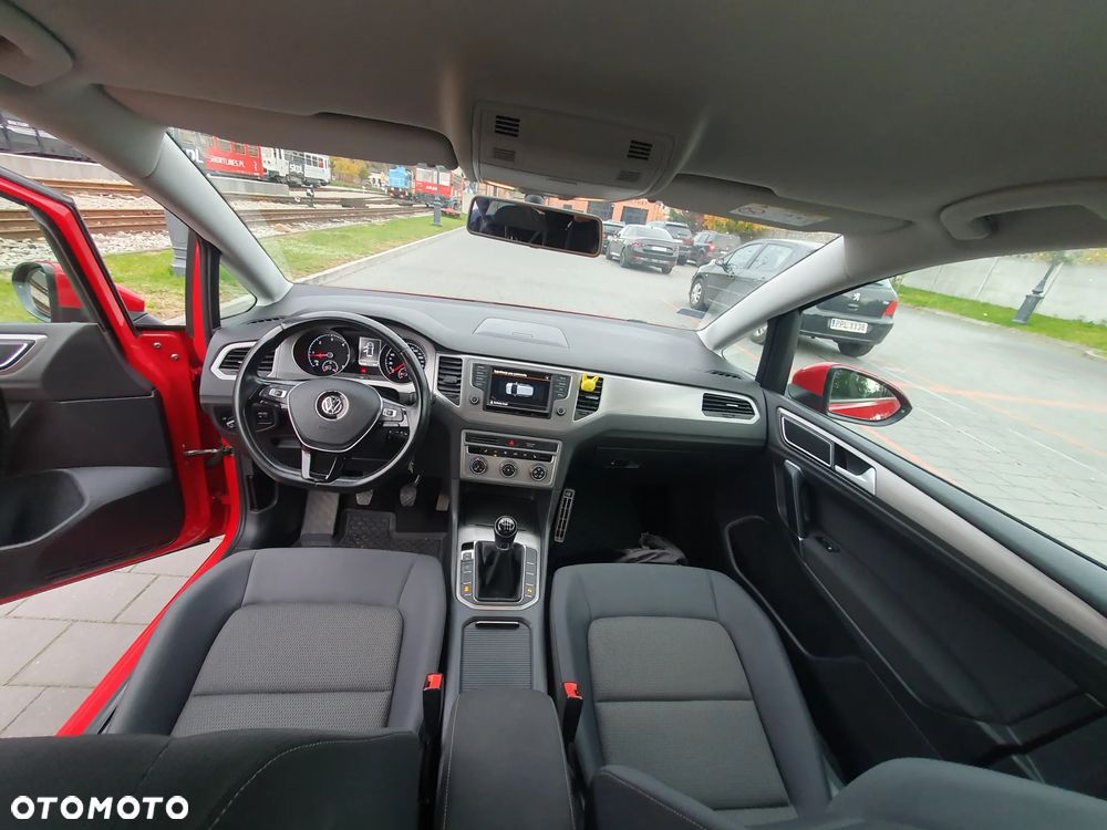 Volkswagen Golf Sportsvan 1.6 TDI BlueMotion Technology Comfortline - 15