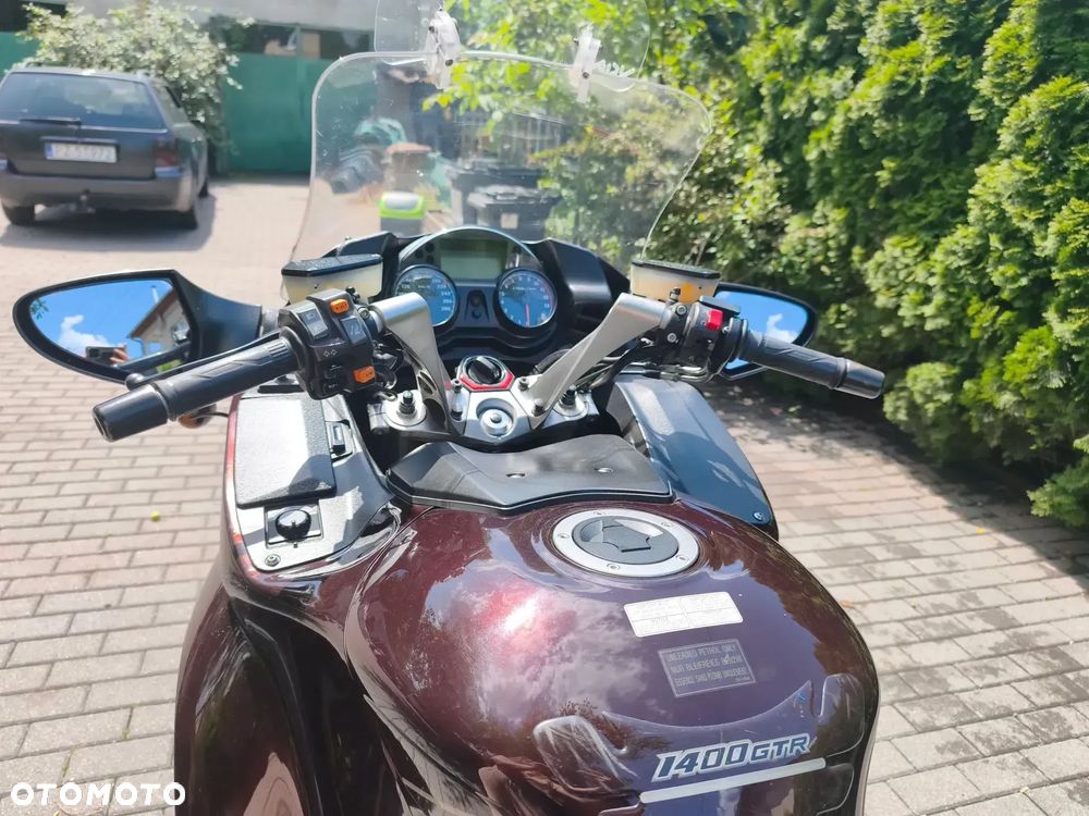Kawasaki GTR - 17