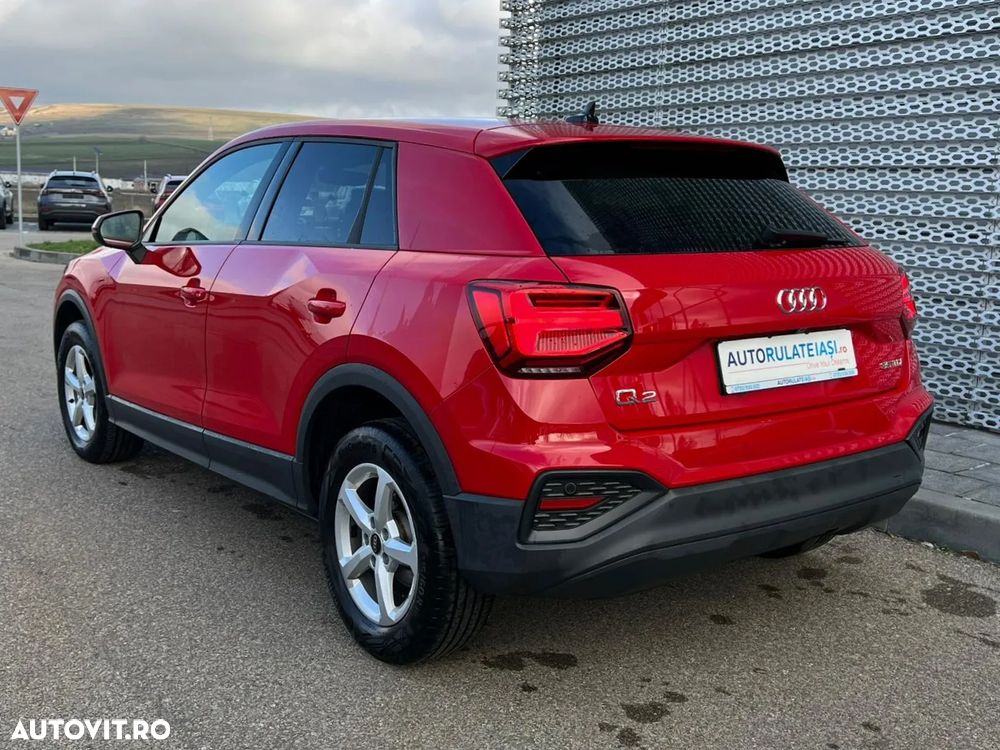 Audi Q2 35 TDI S tronic design - 6