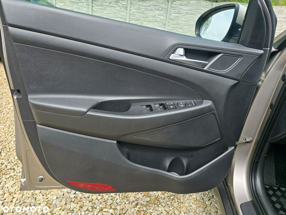 Hyundai Tucson 1.6 Turbo 4WD DCT Style - 22