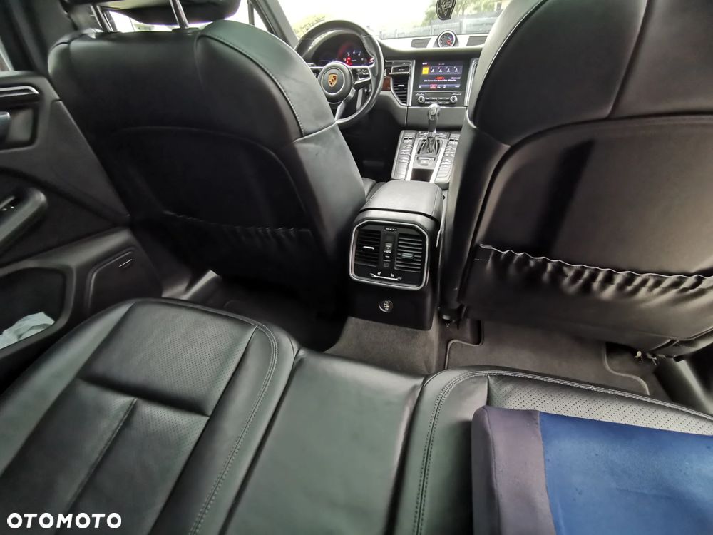 Porsche Macan Standard - 9
