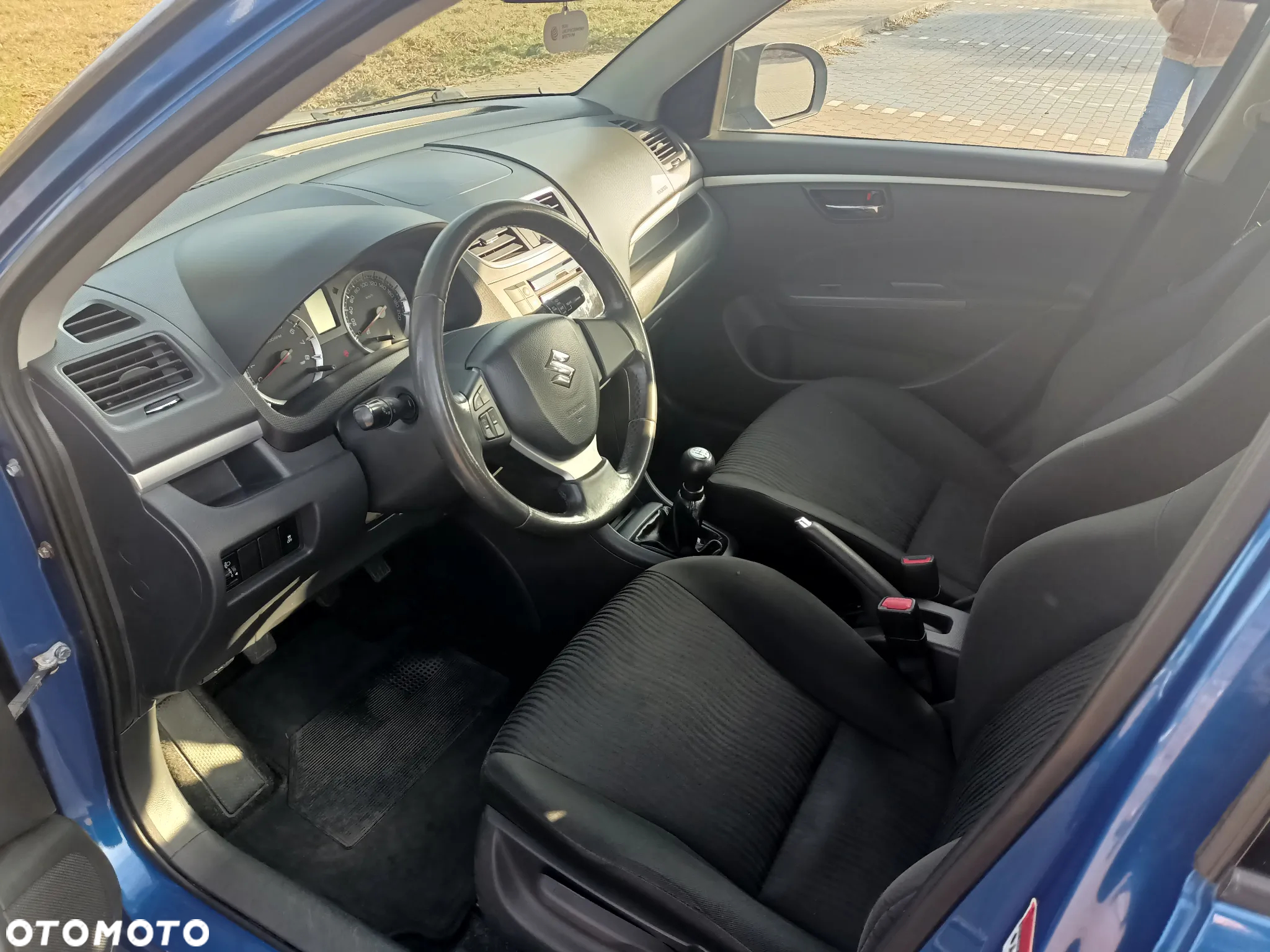 Suzuki Swift - 5