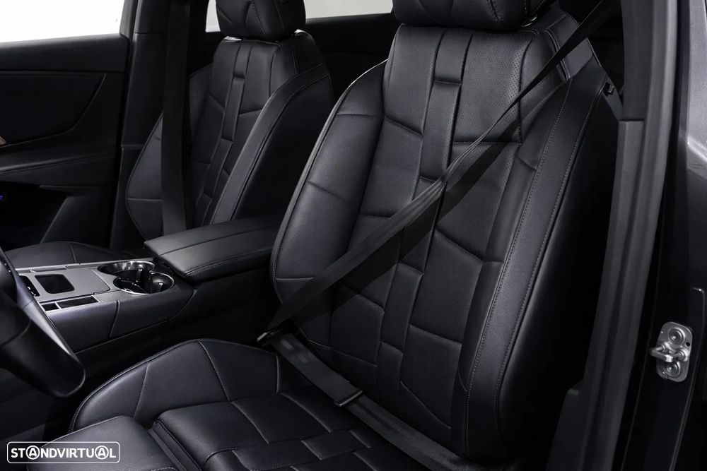 DS DS7 Crossback - 13