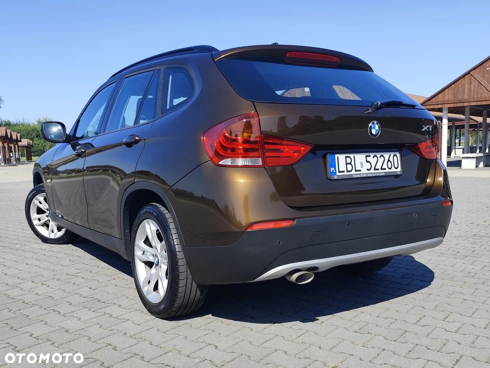 BMW X1 xDrive18d - 12