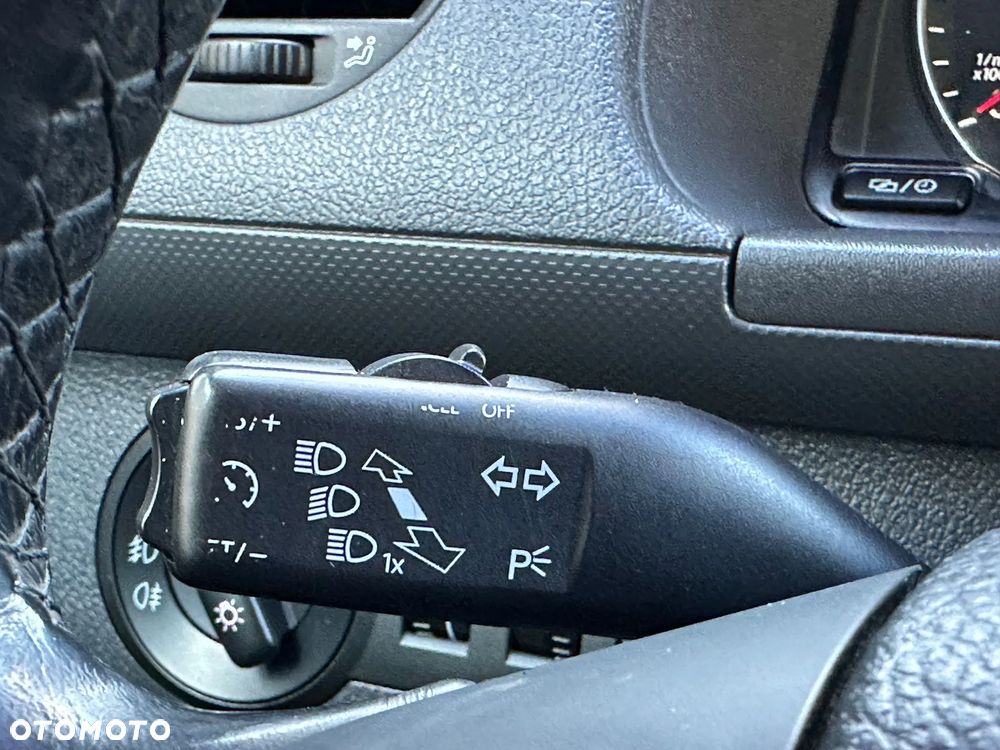 Volkswagen Caddy - 9