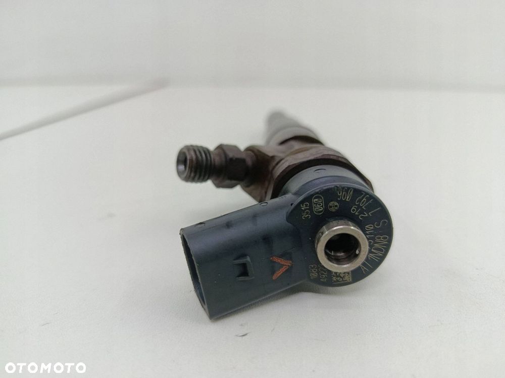 BMW 5 E60 E61 WTRYSKIWACZ WTRYSK 3.0D M57N 272KM 7792096 - 2