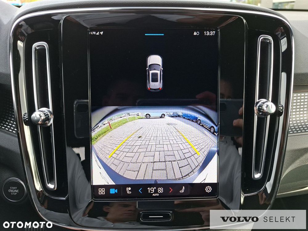 Volvo XC 40 - 23