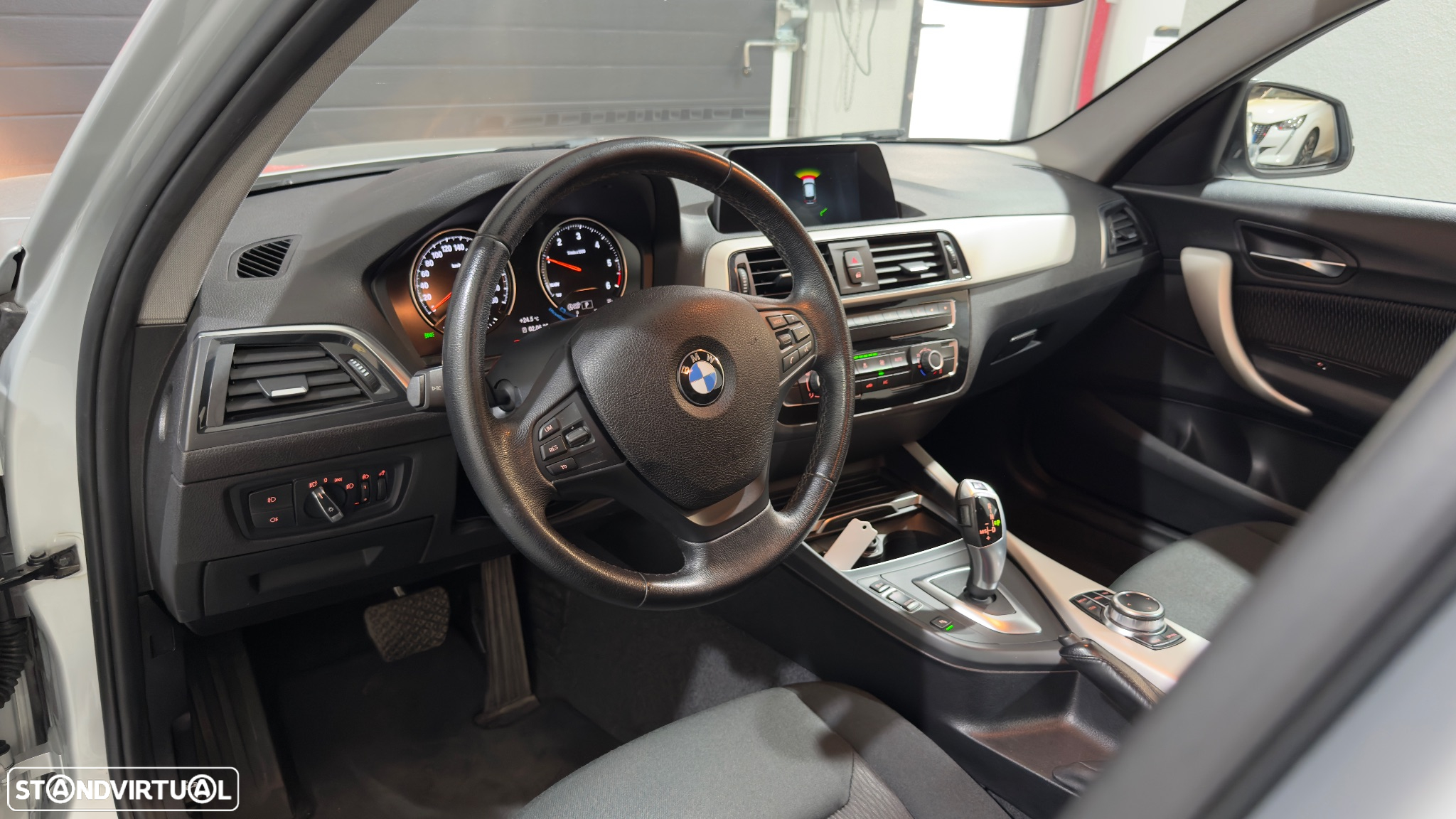 BMW 116 d Aut. Advantage - 10