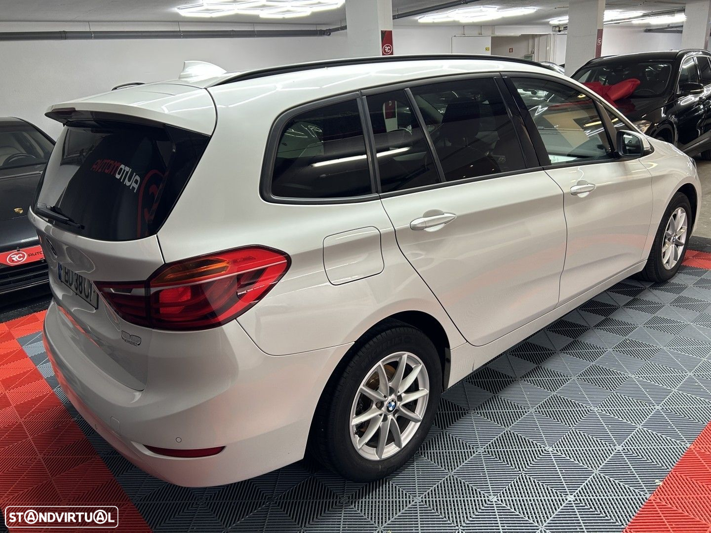 BMW 216 Gran Tourer d - 6
