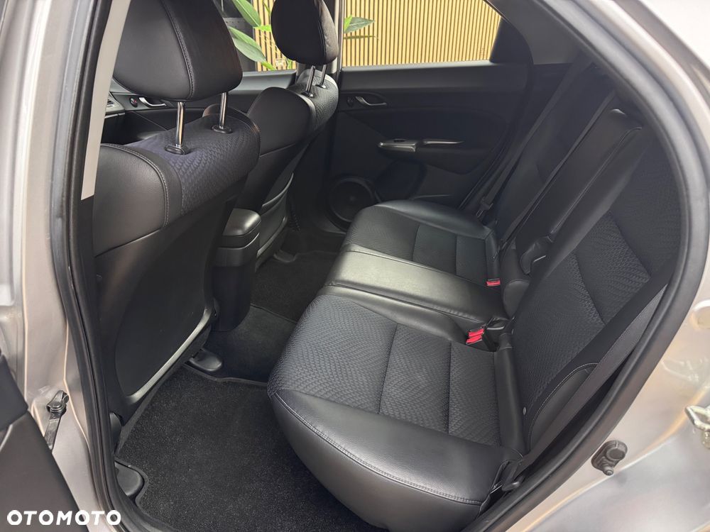 Honda Civic 1.4 Sport - 18