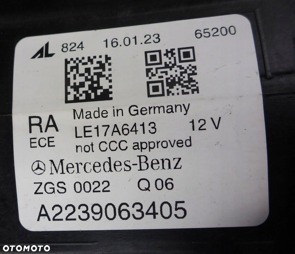 Mercedes C W223 Reflektor Prawy A2239063405 - 11
