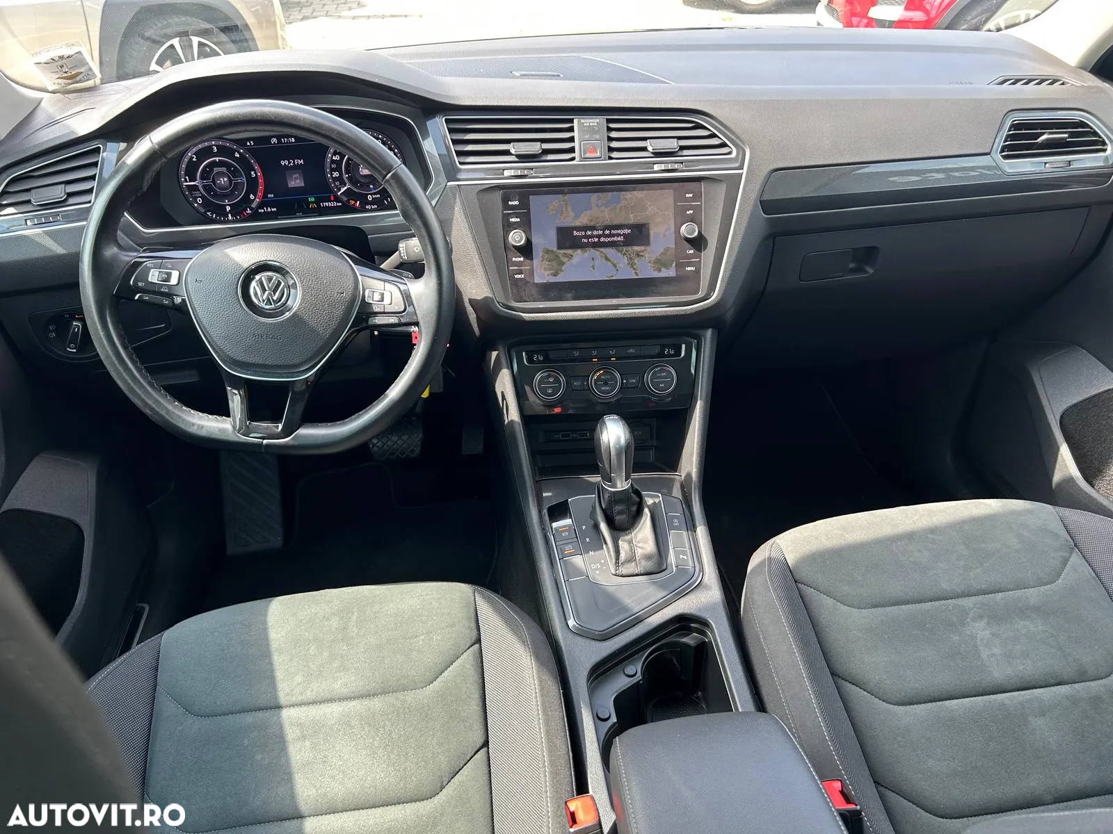 Volkswagen Tiguan - 15