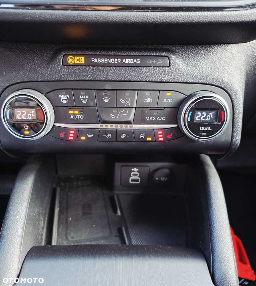 Ford Kuga 2.0 EcoBlue 4x4 ST-LINE - 16