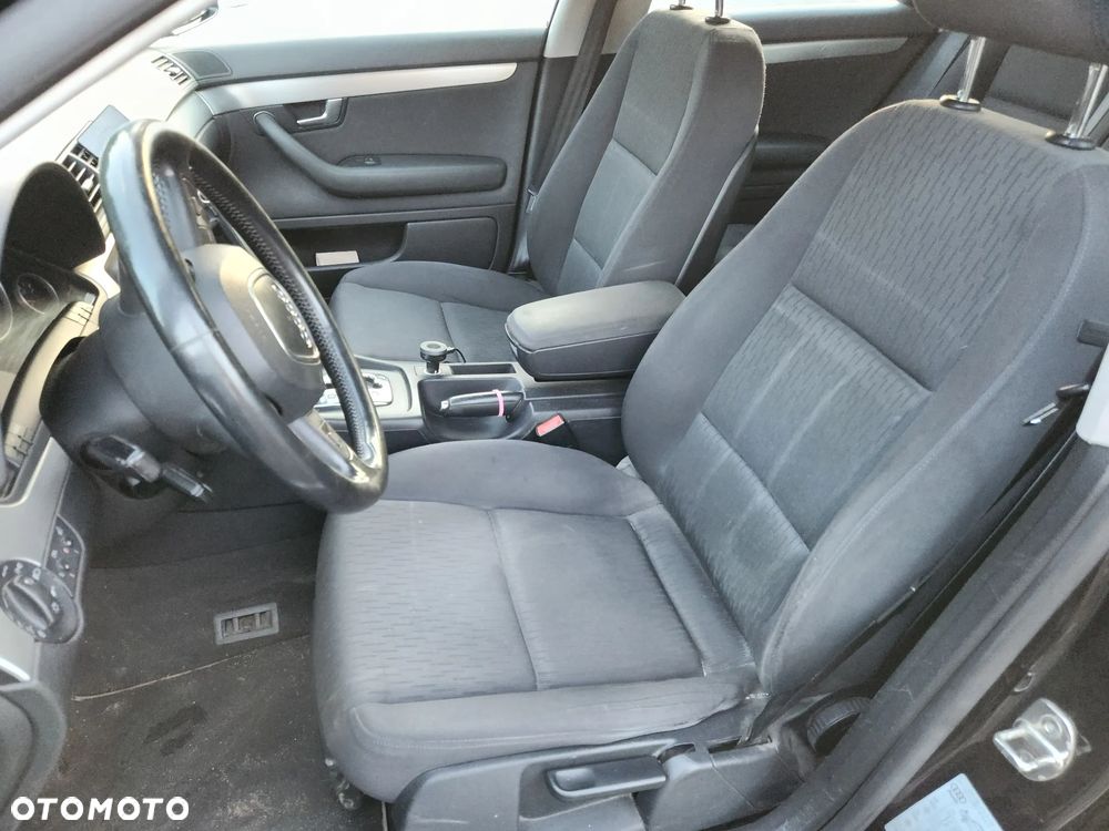 Audi A4 Avant 2.0 TDI Multitronic - 8