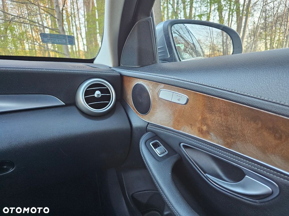 Mercedes-Benz Klasa C 180 7G-TRONIC - 9
