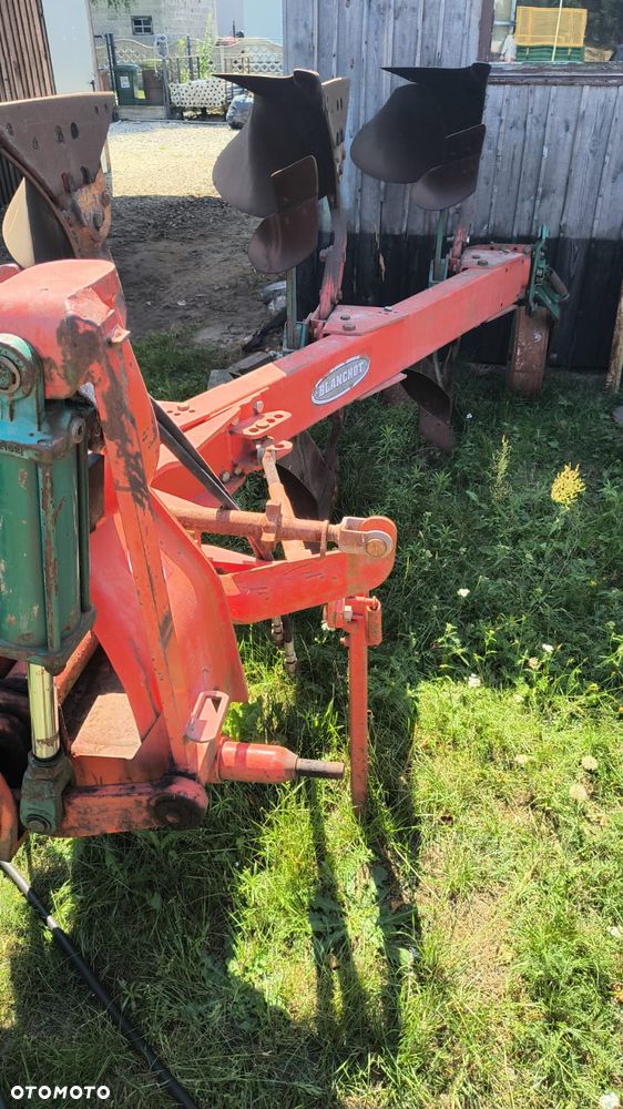 Inny Bizon, Zetor C 360 i maszyny rolnicze - 4