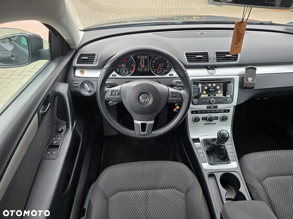 Volkswagen Passat Variant - 7