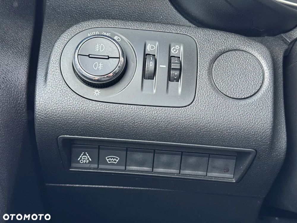 Opel Combo XL 1.5 CDTI Edition Plus S&S - 26