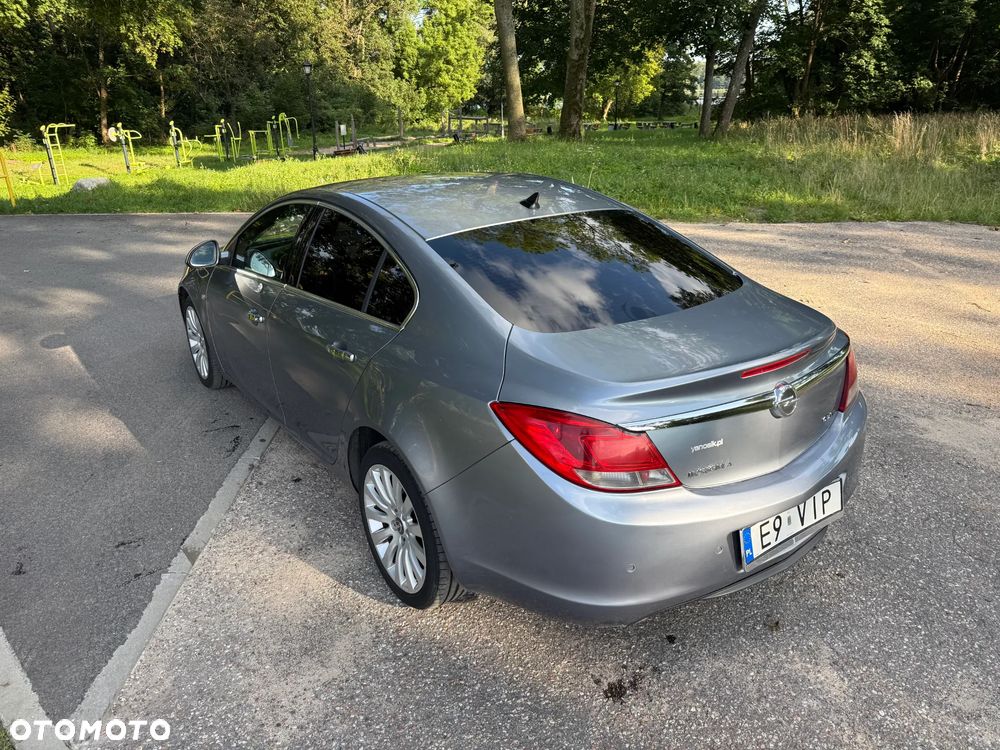 Opel Insignia 2.0 CDTI Cosmo - 3