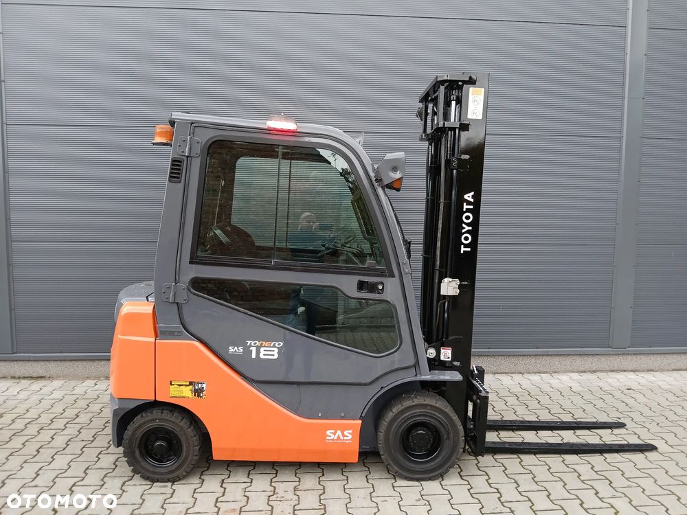 Toyota 02-8FDF18 - 2