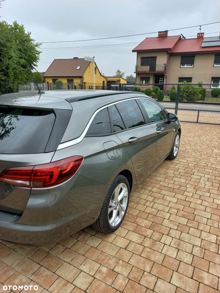 Opel Astra 1.4 Turbo 120 Jahre - 3