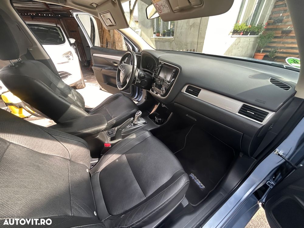 Mitsubishi Outlander ver-2-0-4wd-plus - 18