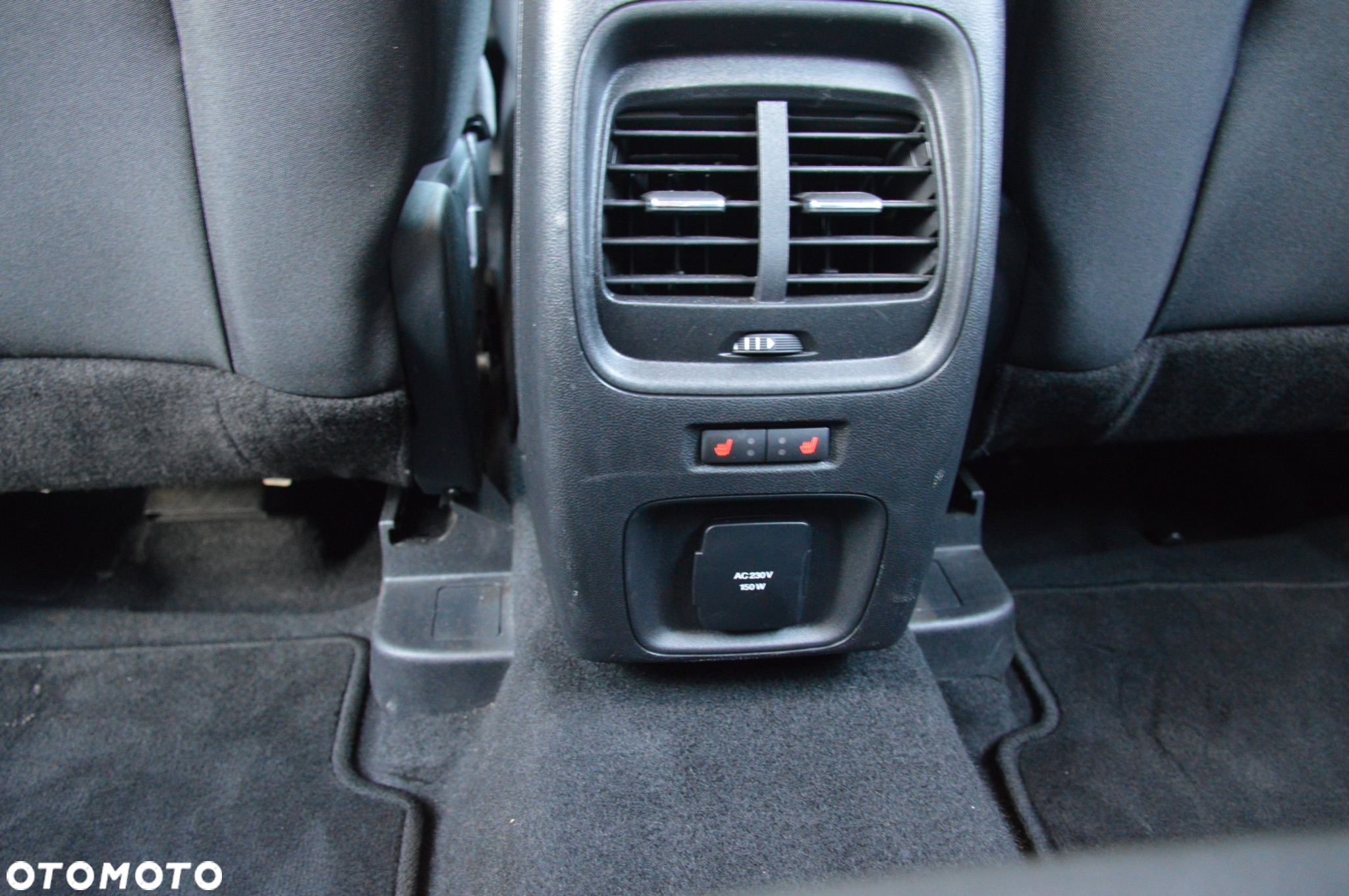 Ford Kuga 2.0 EcoBlue Hybrid TITANIUM - 29