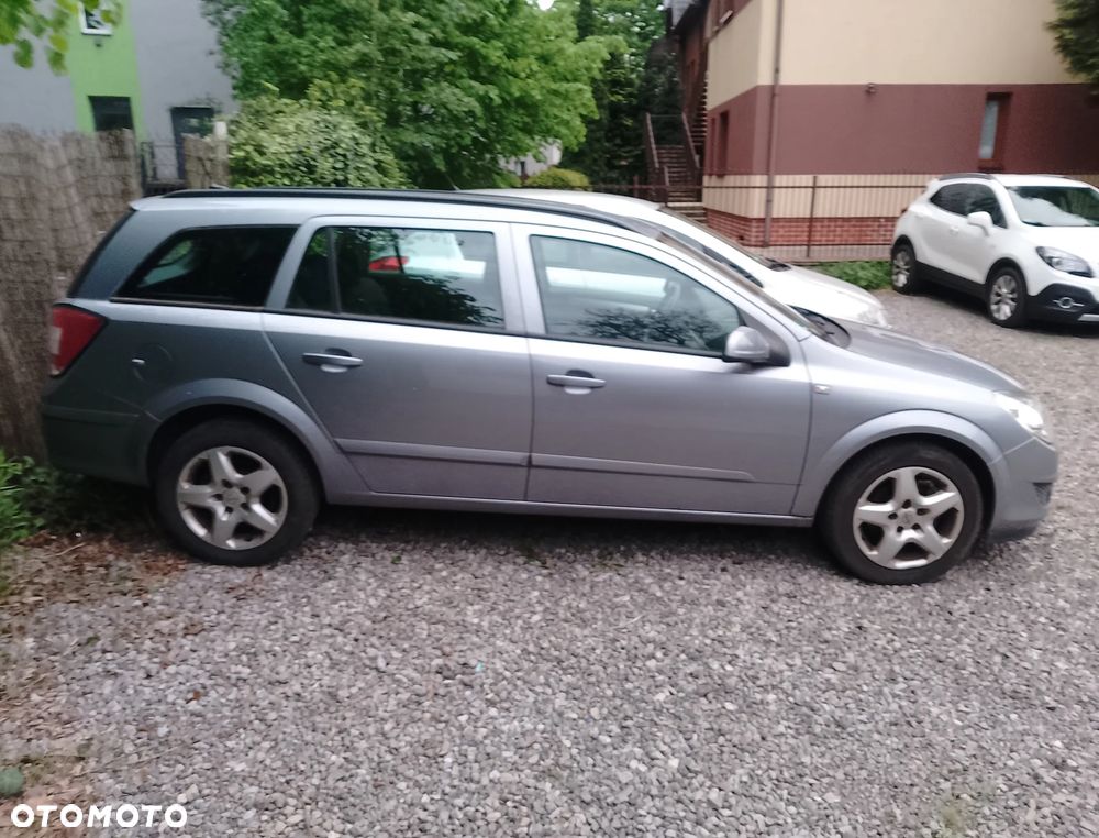Opel Astra 1.6 Easytronic NAVI - 9