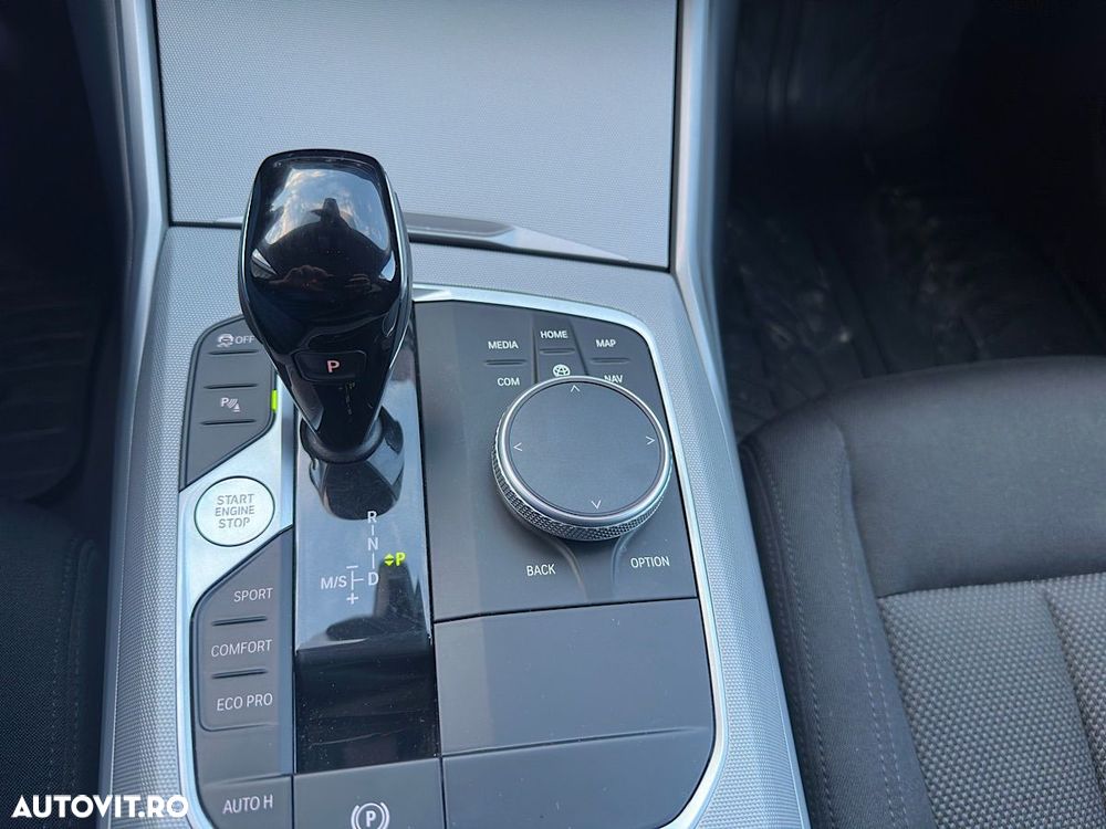 BMW Seria 3 320d Aut. Advantage - 13