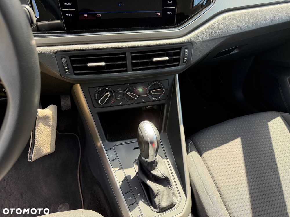 Volkswagen Polo 1.0 TSI DSG Comfortline - 23