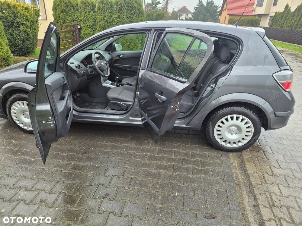 Opel Astra 1.4 Selection - 18
