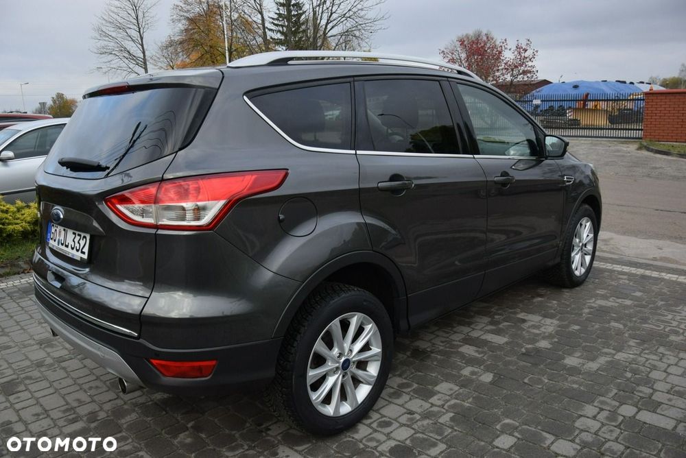 Ford Kuga 2.0 TDCi 2x4 Titanium - 11