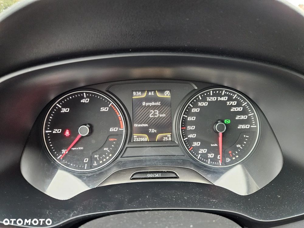 Seat Leon 2.0 TDI DPF Start&Stop DSG FR - 19
