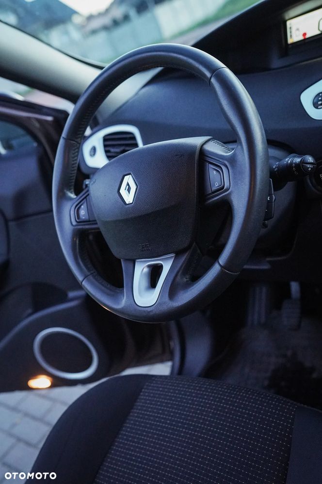 Renault Scenic - 29