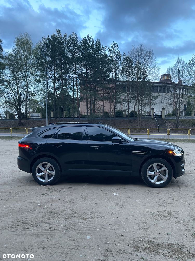 Jaguar F-Pace 35t AWD Prestige - 27