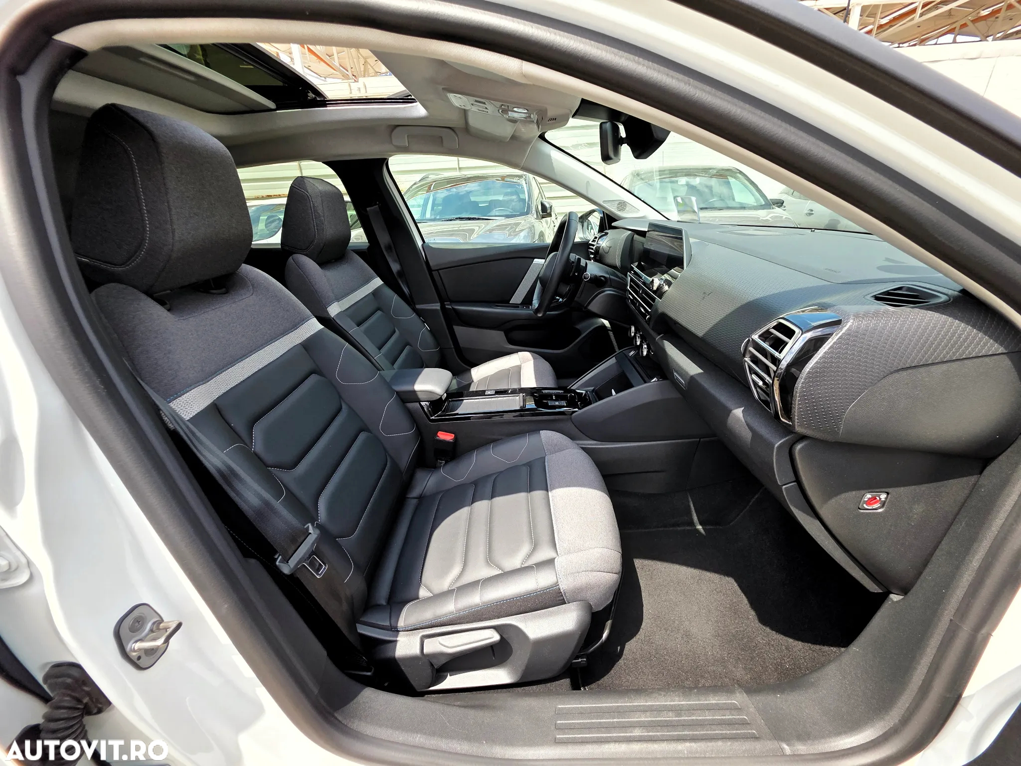 Citroën C4 1.2 PureTech 130 S&S EAT8 PLUS - 14