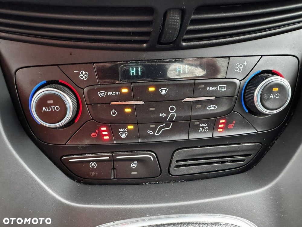 Ford Kuga 2.0 TDCi 4x2 Titanium - 27