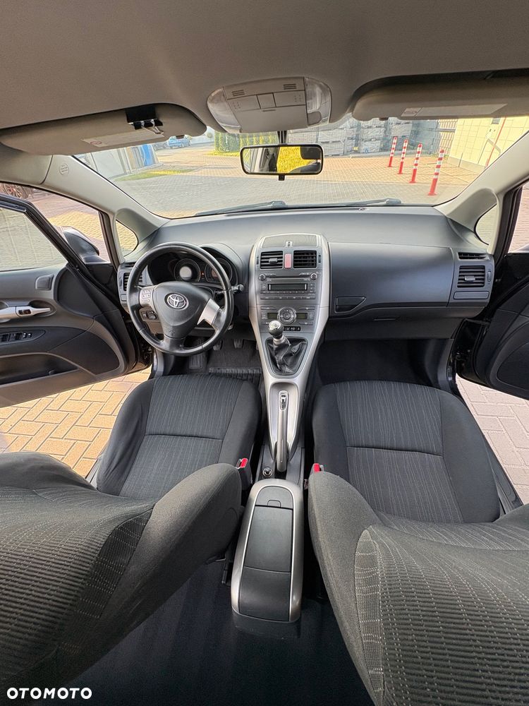 Toyota Auris 1.4 VVT-i - 18
