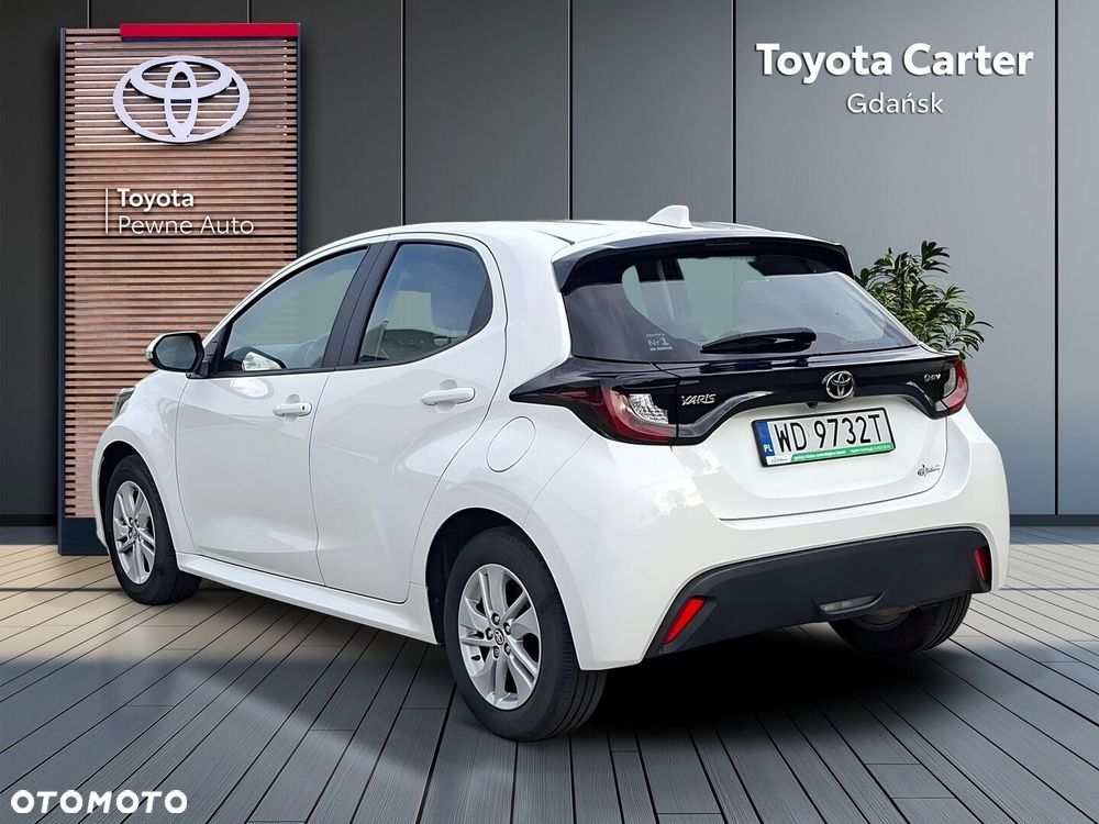 Toyota Yaris - 4