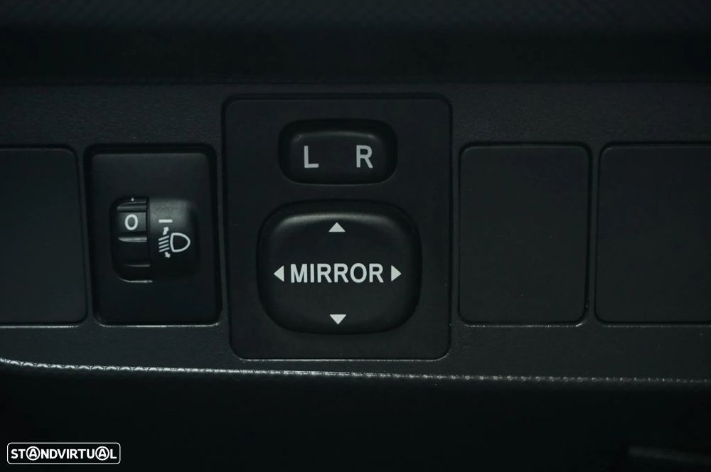 Toyota Auris 1.4 D-4D Comfort+Navi - 25