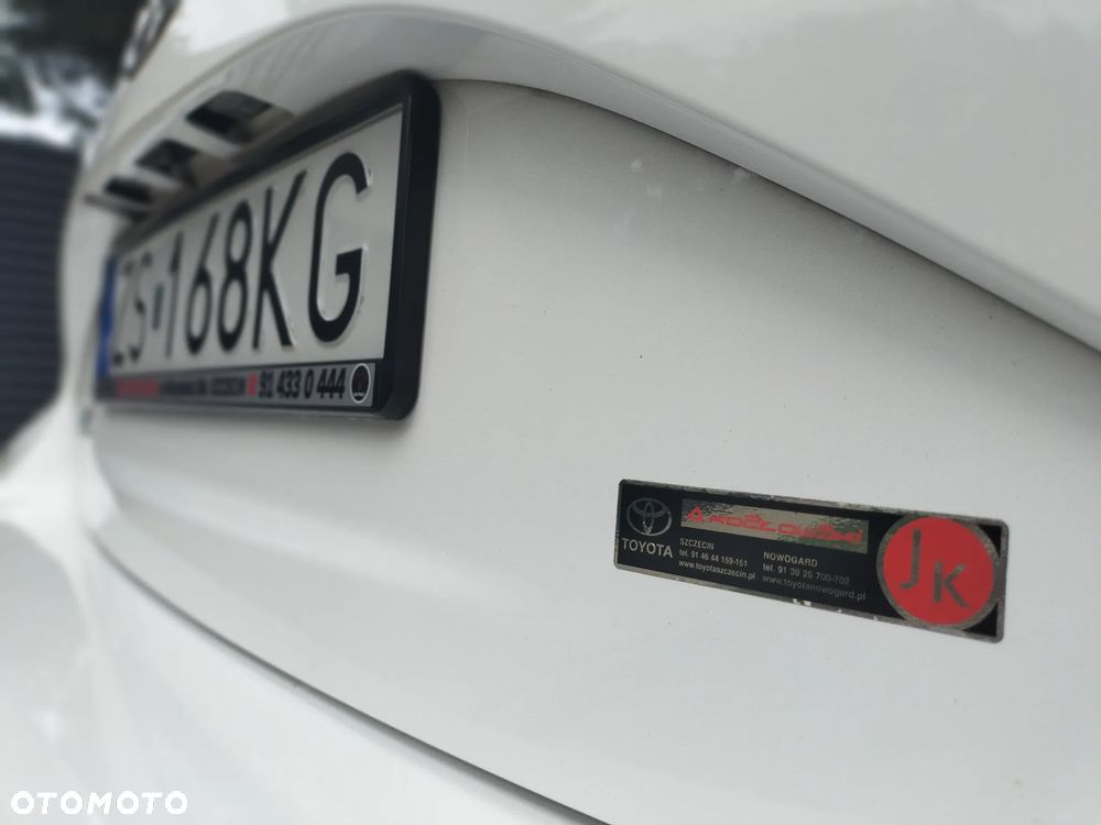 Toyota Yaris - 12