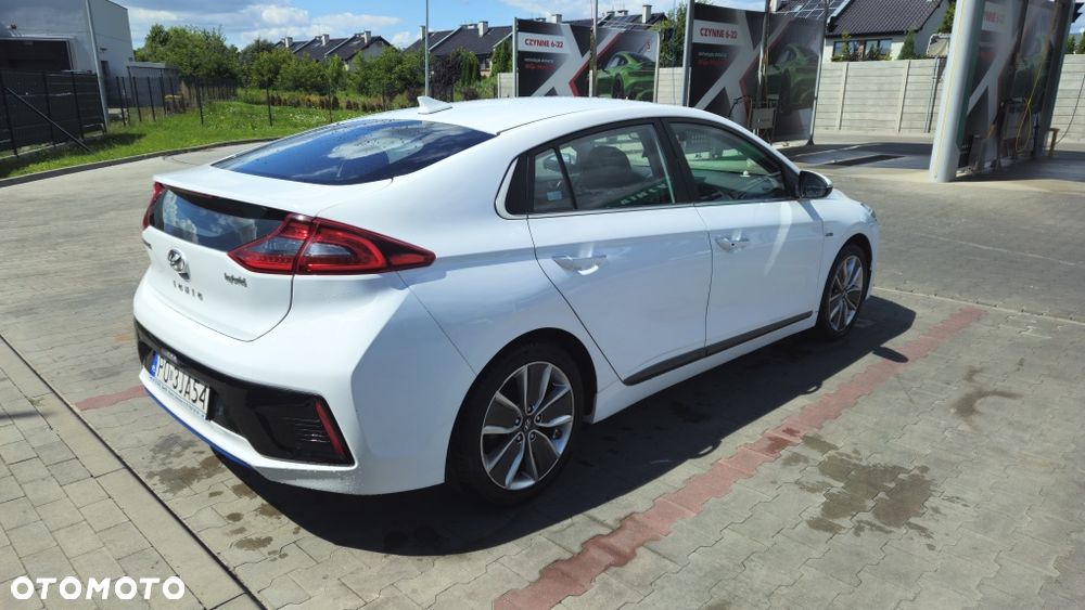Hyundai IONIQ - 5