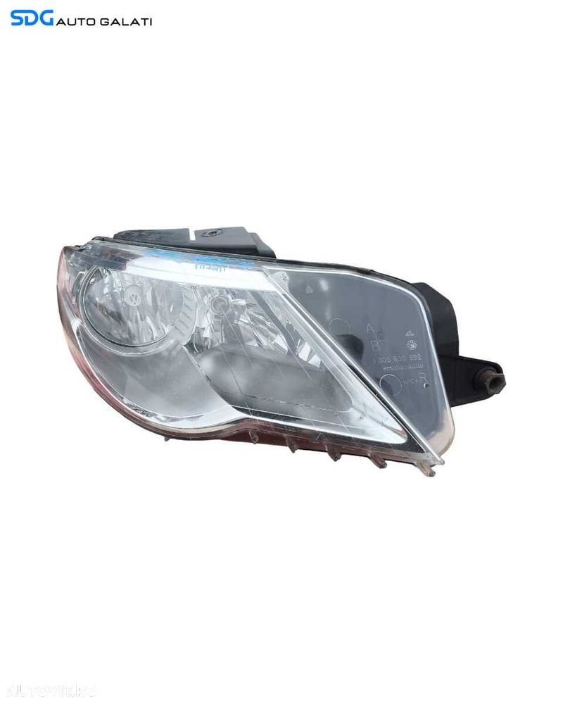 Far Dreapta FARA Xenon Volkswagen Passat CC 2008 - 2012 Cod 3C8941006D 0301239602 (Ureche Inferioara Reparata) [L1790] - 3