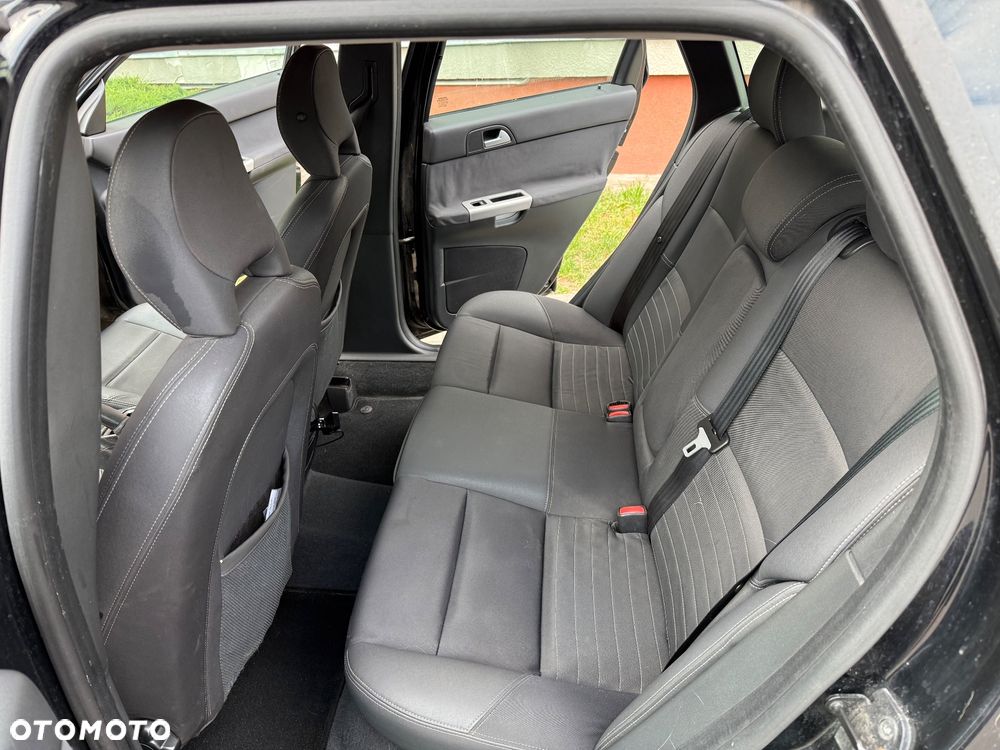 Volvo V50 - 9